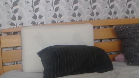 kelywild20 online show from 01/14/25, 08:52