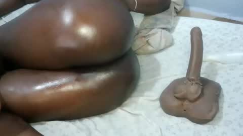 Snapshot of kem2000400282 chatting on 11/15/25, 11:21 kem2000400282 online show from 11/15/25, 11:21