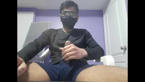 Snapshot of ken771 chatting on 05/19/26, 02:40 ken771 online show from 05/19/26, 02:40
