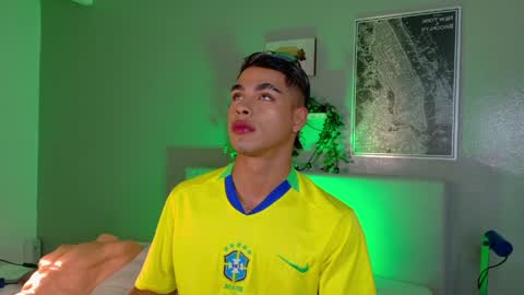   online show from 04/05/26, 11:18