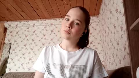 Alisa online show from 04/22/26, 07:44