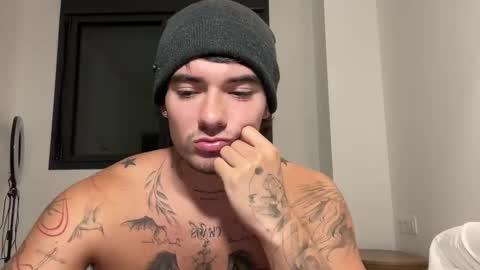 luis carlos esteban online show from 11/03/25, 05:58