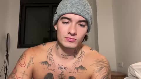 luis carlos esteban online show from 11/06/25, 05:03