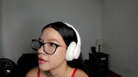 Kendal online show from 03/23/26, 02:21