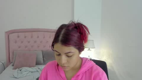 Kendall online show from 09/15/25, 04:12