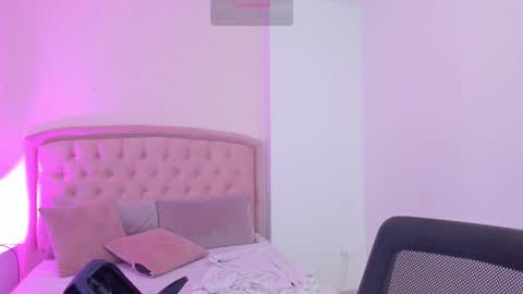 Kendall online show from 02/13/26, 08:10