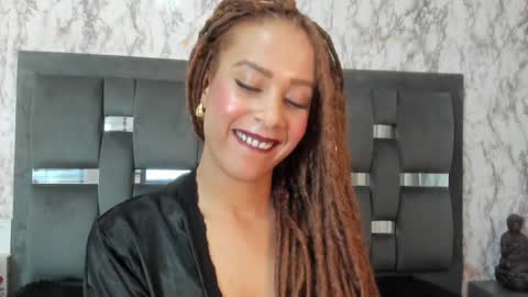 Snapshot of kendall__quinn chatting on 02/08/25, 10:18 Kendall online show from 02/08/25, 10:18