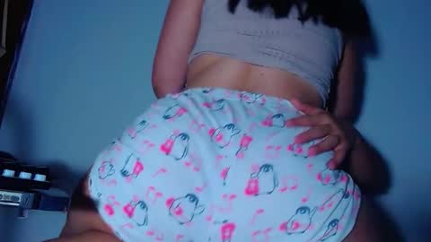 Snapshot of kendall_and_christ chatting on 04/07/26, 03:56 kendall_and_christ online show from 04/07/26, 03:56