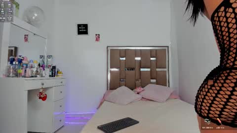 Kendall ewers online show from 11/07/25, 12:10