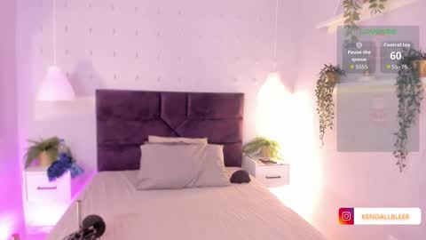 kendallbleer online show from 12/17/25, 11:49