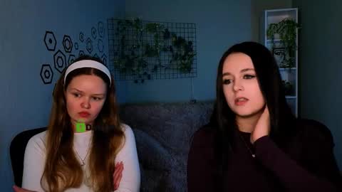 Kendal online show from 11/18/25, 10:52