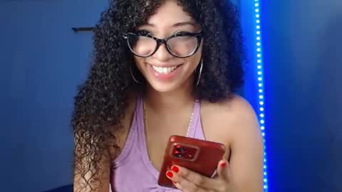 Snapshot of kendallrush2 chatting on 01/14/25, 11:42  Kendall Rush online show from 01/14/25, 11:42