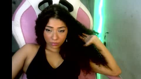 Snapshot of kendallrush2 chatting on 09/28/25, 07:47  Kendall Rush online show from 09/28/25, 07:47