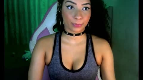 Snapshot of kendallrush2 chatting on 10/11/25, 12:21  Kendall Rush online show from 10/11/25, 12:21