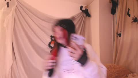 kendall online show from 10/26/25, 12:27