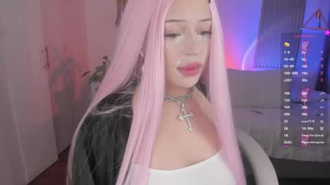 Kendall  online show from 10/14/25, 07:03