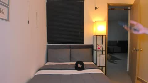 kendel_dimitri online show from 04/20/26, 03:20