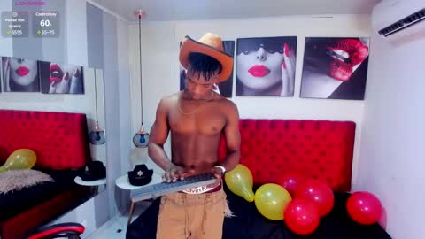 Snapshot of kender21_ chatting on 01/08/25, 12:15 Kender online show from 01/08/25, 12:15