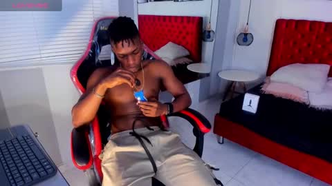 Snapshot of kender21_ chatting on 01/15/25, 03:07 Kender online show from 01/15/25, 03:07