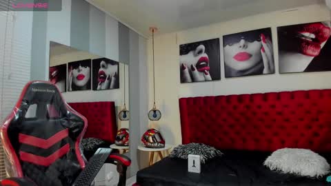 Snapshot of kender21_ chatting on 03/05/25, 12:44 Kender online show from 03/05/25, 12:44