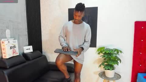 Snapshot of kender21_ chatting on 09/17/25, 08:32 Kender online show from 09/17/25, 08:32