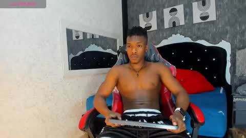 Snapshot of kender21_ chatting on 10/28/25, 08:33 Kender online show from 10/28/25, 08:33