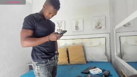 Snapshot of kender21_ chatting on 10/30/25, 08:42 Kender online show from 10/30/25, 08:42