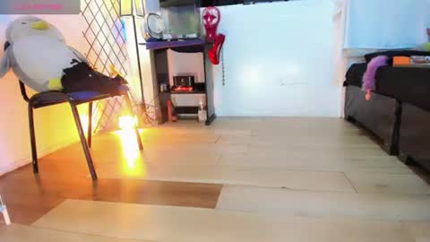 Kendra Bailey online show from 06/19/26, 03:11