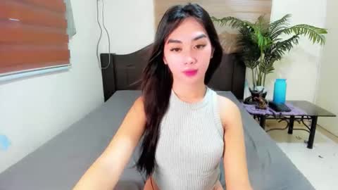kendra_cake69 online show from 05/13/26, 09:44