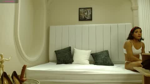 kendra_lux1 online show from 09/25/25, 01:48