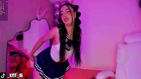 Snapshot of kendra_miller07_ chatting on 10/10/25, 01:15 Kendra online show from 10/10/25, 01:15