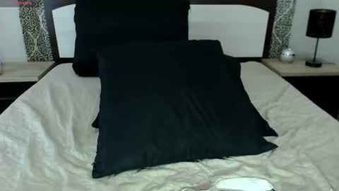 Snapshot of kendra_squirts chatting on 07/07/26, 05:10 Kendra online show from 07/07/26, 05:10