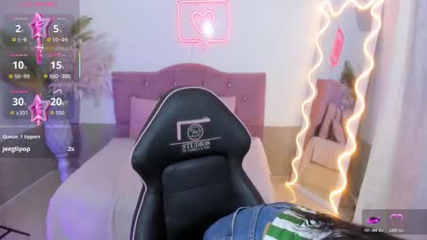 kendra online show from 12/18/25, 03:34