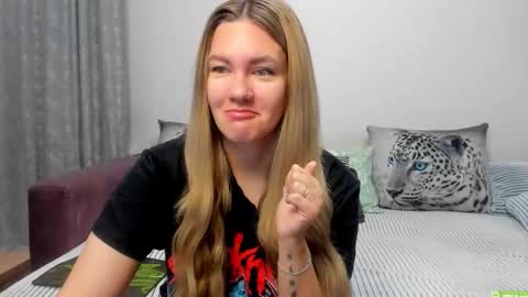 Kendra online show from 10/06/25, 12:41