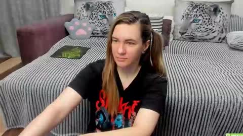 Kendra online show from 04/18/26, 11:49