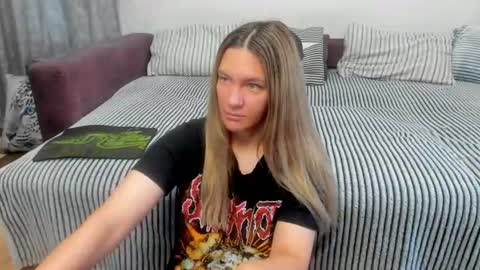 Kendra online show from 07/22/26, 12:24