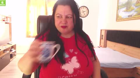 Snapshot of kendrasecrets chatting on 01/19/26, 11:25 Kendra online show from 01/19/26, 11:25