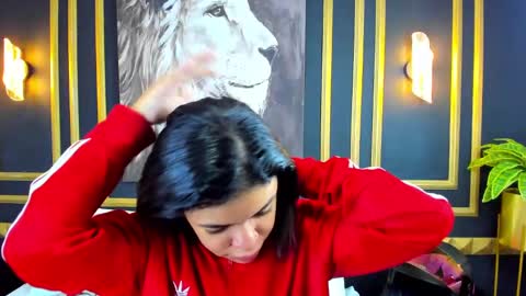 Snapshot of kenia28_ chatting on 03/07/25, 12:12 Kenia online show from 03/07/25, 12:12