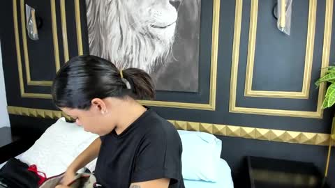 Snapshot of kenia28_ chatting on 03/11/25, 12:17 Kenia online show from 03/11/25, 12:17