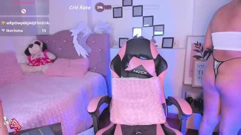 Snapshot of kenia_thompson01 chatting on 09/29/25, 06:46 01 online show from 09/29/25, 06:46