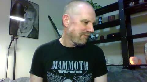 Snapshot of kenkuddles chatting on 01/26/25, 04:20 Ken Kuddles online show from 01/26/25, 04:20