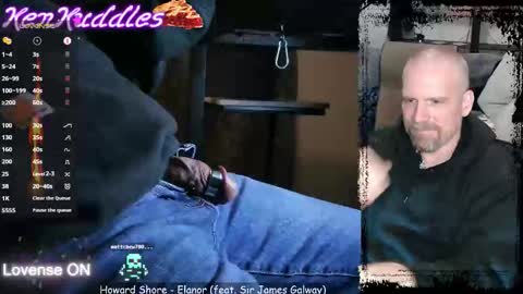 Snapshot of kenkuddles chatting on 11/22/25, 01:26 Ken Kuddles online show from 11/22/25, 01:26