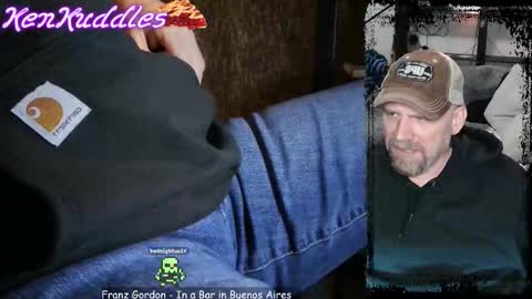 Snapshot of kenkuddles chatting on 11/23/25, 02:11 Ken Kuddles online show from 11/23/25, 02:11