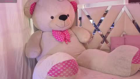 kenndal_tay online show from 05/16/26, 08:07