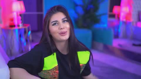 Kendra online show from 11/19/25, 03:56