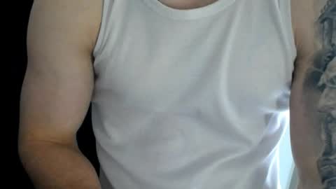 Snapshot of kennerfox77 chatting on 04/28/26, 04:39 Kennfox777 online show from 04/28/26, 04:39