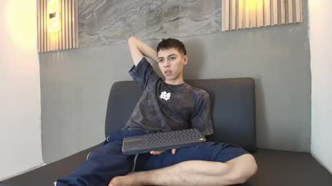 kenny_hank online show from 03/25/26, 03:45