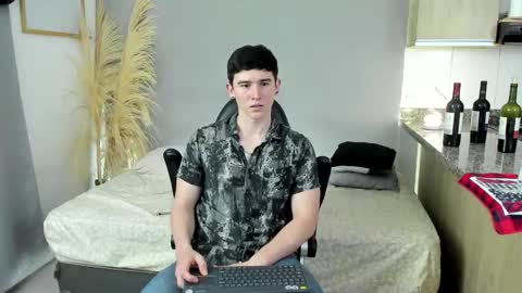 Santiago online show from 02/21/26, 07:31