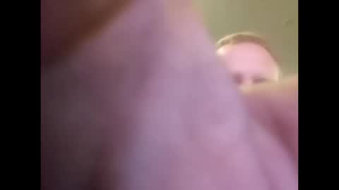 looking 4 free c2c online show from 10/20/25, 08:09