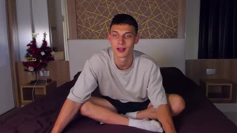 Peter     online show from 01/04/25, 06:09